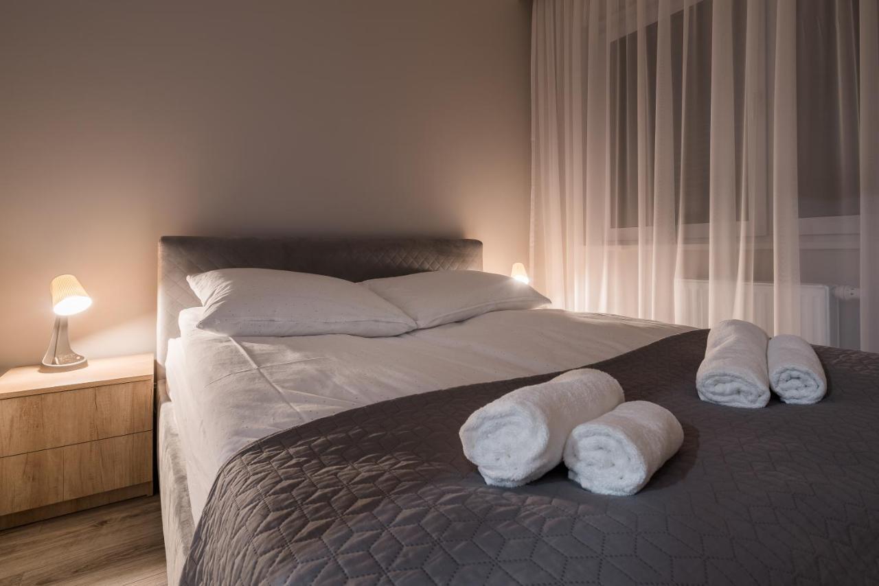Apartament K2 Pulaskiego 1 Stary Toruń Exteriör bild
